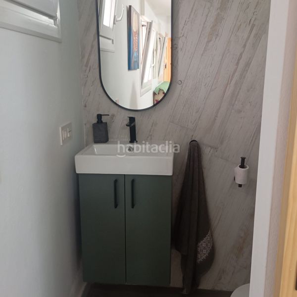 Foto ef4aed00-b7d9-4824-87bb-359088641275. Casa amb calefacció a Pizarra