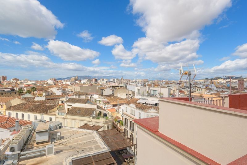Foto 7abd3225-56f1-4978-90ef-bc104ad780dd. Pis amb calefacció a Centro Histórico Málaga