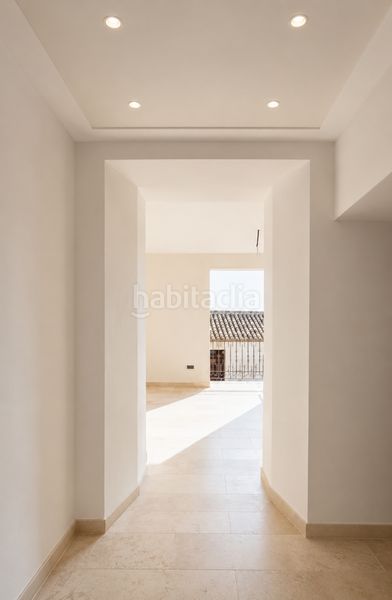 Foto bf10ae2a-6551-4788-8f8c-70478c9369a5. Edifici a Los Pinos Algeciras