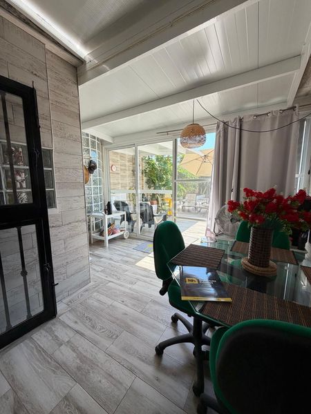 Foto a2dbe21d-b489-410a-b677-c5c022d8d7c1. Casa amb calefacció piscina a Paseo Marítimo Oeste - Pacífico Málaga