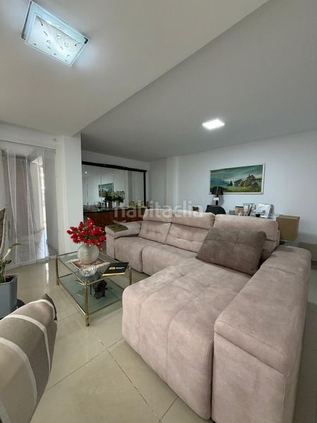 Foto b971e2a1-2fb0-418a-9378-eaed498e3d0b. Casa amb calefacció piscina a Paseo Marítimo Oeste - Pacífico Málaga