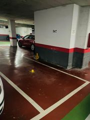 Aparcament cotxe  Navarro ledesma