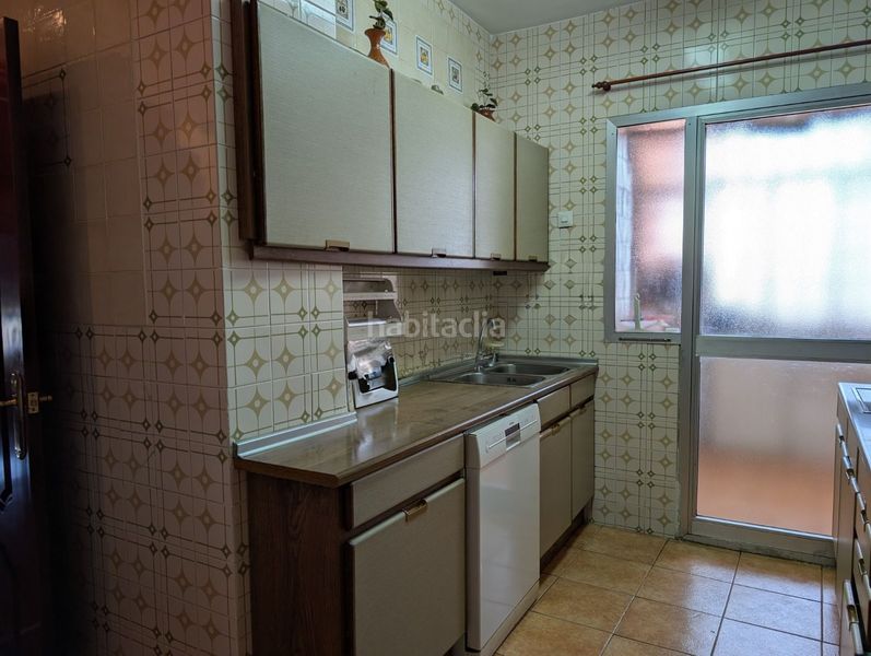 Foto 6ac7f5e8-f0d2-49c5-bb94-624179413f71. Piso en Carranque - Haza Cuevas Málaga