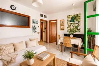 Flat in Panaderos
