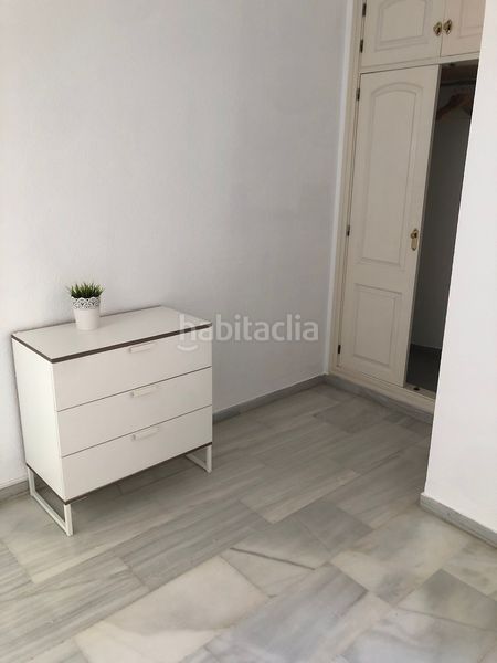 Foto 8f7a702c-f6fa-4df2-bd08-27c68bd6bb79. Casa amb calefacció a Conde de Ureña Málaga