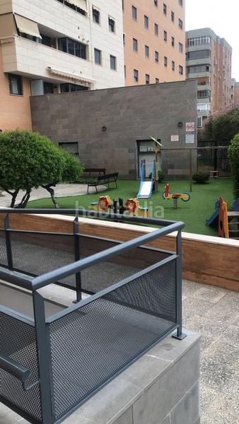 Foto c28fe12c-ec2e-47bc-8a4a-a57bb4421df4. Pis amb aparcament piscina a Parque Ayala - Jardín de la Abadía - Huelín Málaga