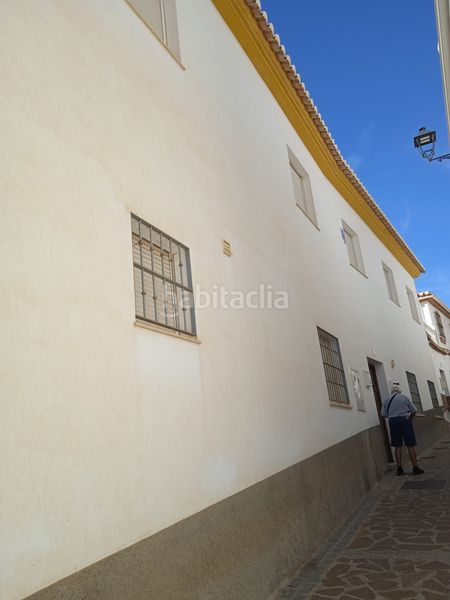 Foto a795ed88-f2fe-436e-88f8-c20e78f80b27. Pis a Almogía