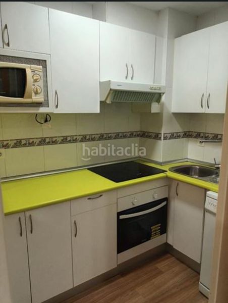 Foto a5513c00-3787-4d59-a3df-f033512735d4. Edificio in Parque Ayala - Jardín de la Abadía - Huelín Málaga