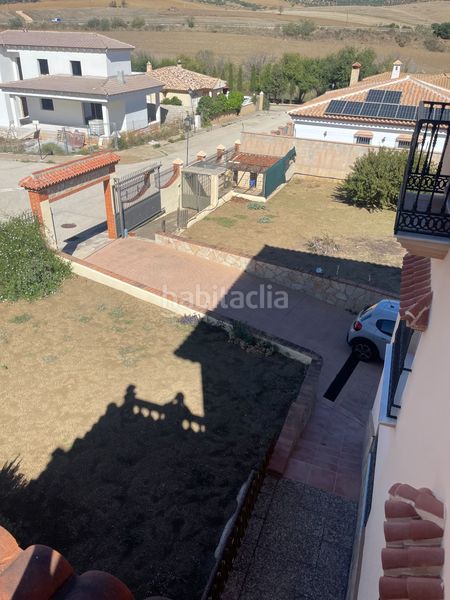 Foto 4fe1db98-c9ed-4dcc-b6c4-4ee2201c7019. Casa amb calefacció aparcament a Casabermeja