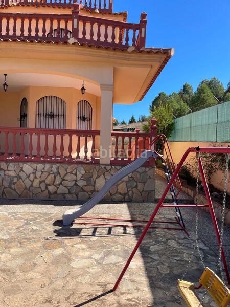 Foto 95bd2fdb-558e-4748-90a2-49913d62d819. Casa amb calefacció aparcament a Casabermeja