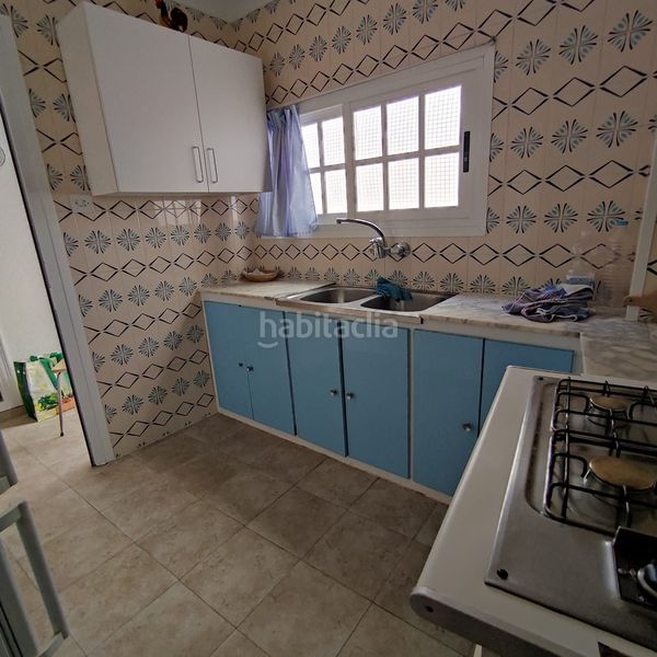 Foto 9dcd4e49-7cbb-4194-b209-f19749bd5e3a. Casa adossada amb calefacció a Cuevas Bajas