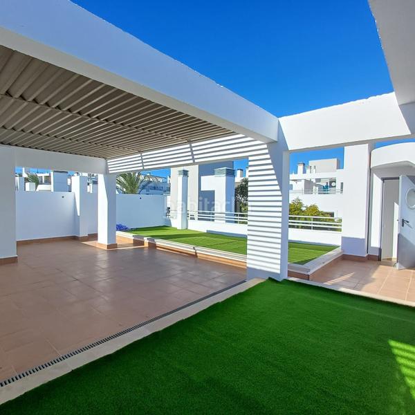 Foto 18480a9a-fedf-4c15-9717-1e7d3e5b7de0. Dúplex amb calefacció aparcament piscina a La Cala Golf - Lagar Martell Mijas