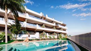 Apartamento en Benijófar. Precioso apartamento con piscina comunitaria y solárium privado
