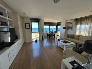 Apartament en La Veleta. Apartamento de 2 dormitorios en primera lnea de mar azul, la ve