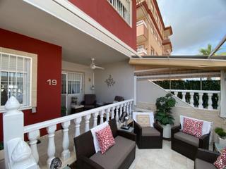 Casa en Algorfa. Precioso y gran  dúplex de 3 dormitorios y 2 terrazas  zona algo