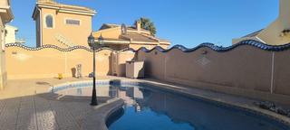 Xalet en Rojales. Gran villa independiente de 3 dormitorios con piscina privada zo