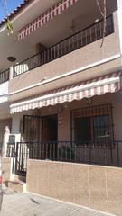 Casa adosada en Torre de la Horadada. Adosado de 2 dormitorios a 200 metros del mar  zona torre de la