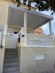 Maison jumelée à Los Secanos. Precioso adosado de 3 dormitorios con solárium privado  zona gua