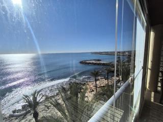 Apartament a Las Piscinas Naturales. Piso de 3 dormitorios con impresionantes vistas al mar, garaje i