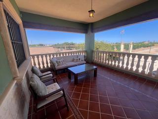 Masia a Daya Nueva. Casa de campo con piscina y cuadras para caballos  zona daya nue