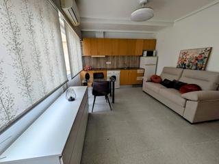 Studio à Antonio Machado. Estudio en el centro de torrevieja