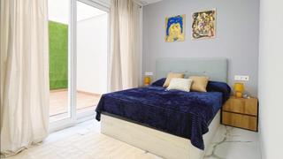 Rez-de-chaussée à Zona Playa del Cura. Apartamento a tan solo 160 metros de la playa del curatorrevieja