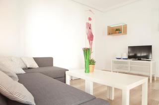 Apartament a Playa Levante. Amplio piso en santa pola a tan solo 150 metros del mar