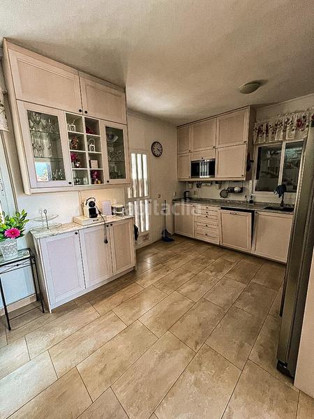 Foto 071fa610-d2ba-456a-8f4e-3a4d2561f470. Chalet  independiente de 4 dormitorios con piscina privada zona dehesa de campoamor en Orihuela