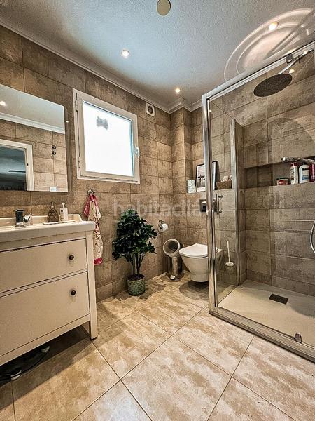 Foto 605fb57d-8c9c-4caf-93eb-fea7736f3d1b. Chalet  independiente de 4 dormitorios con piscina privada zona dehesa de campoamor en Orihuela