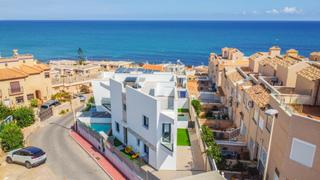 Xalet en Vlez - Rubio. Gran villa de lujo con piscina privada de agua salada  zona la m