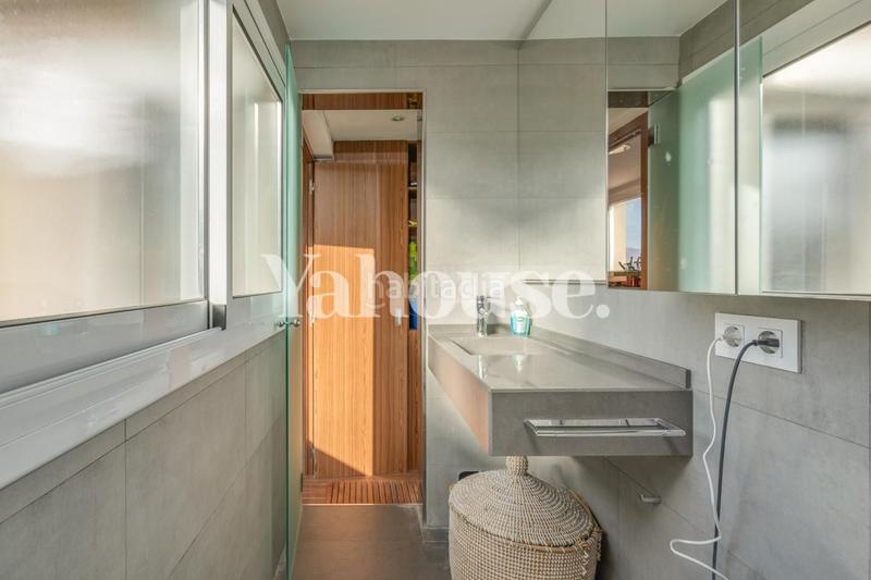 Foto d317076c-daa1-49b2-a2f3-073bf5bacc07. Ático en Barceloneta Barcelona