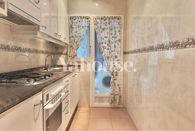 Foto 88c752b7-27bc-4832-98f3-89f9e9a17988. Piso en Sant Ramon - Maternitat Barcelona