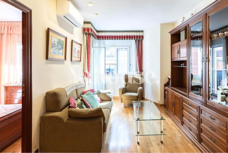 Foto a753833c-ee60-419a-92ad-cde7f598a695. Piso en Sant Ramon - Maternitat Barcelona