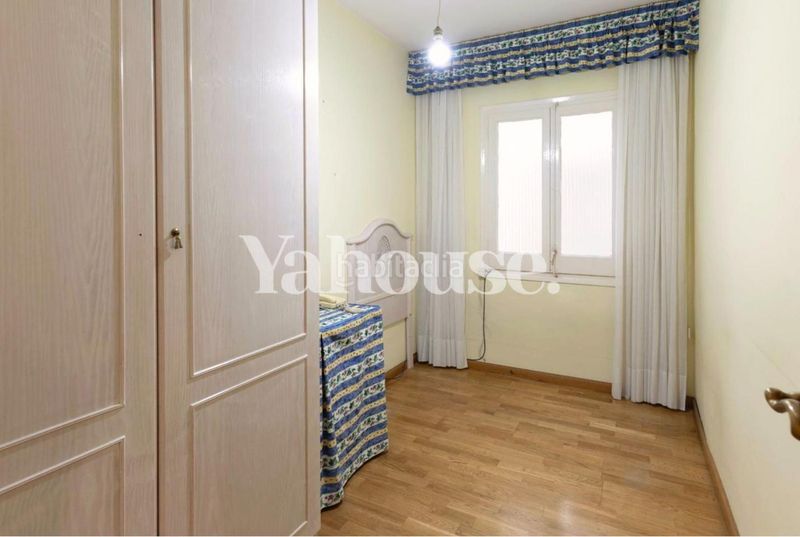 Foto c80961b6-8513-4579-b8e4-4301ae261a93. Piso en Sant Ramon - Maternitat Barcelona