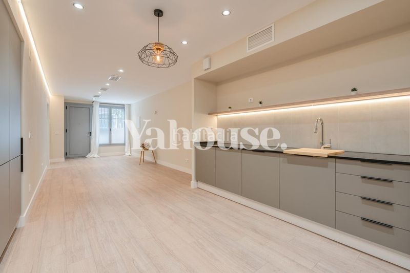 Foto c294a7b0-eb07-4aee-9ee6-d240eb54b412. Planta baixa a Sant Gervasi - Galvany Barcelona