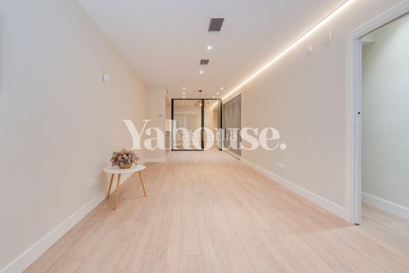 Foto d4f5030d-7a28-4f10-ab96-13191d18235b. Planta baixa a Sant Gervasi - Galvany Barcelona