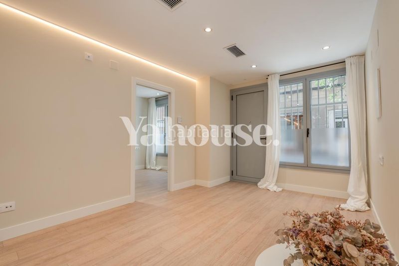 Foto ef9d4cc9-1ede-4174-896f-a43cba1baad0. Planta baixa a Sant Gervasi - Galvany Barcelona