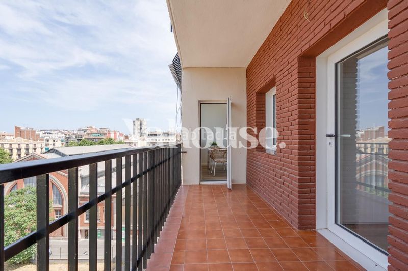 Foto 3563bd57-ab53-468f-8e82-ca657a84c67a. Pis amb calefacció a L´Antiga Esquerra de l´Eixample Barcelona