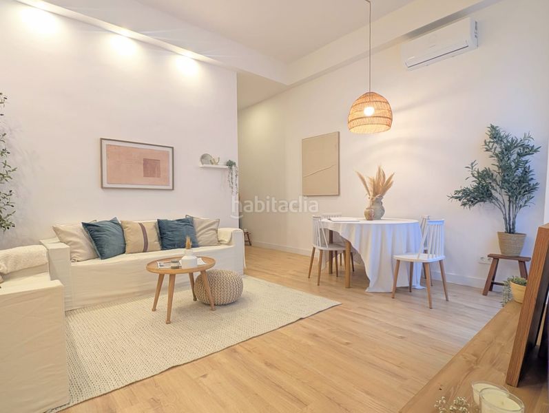 Foto 42d61e73-718f-4cbd-90b9-a3a6da1f5912. Casa adossada amb calefacció a Centre Mataró