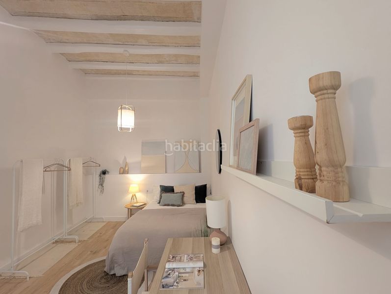 Foto f588a880-1258-44f2-8b0c-dc3892680765. Casa adossada amb calefacció a Centre Mataró