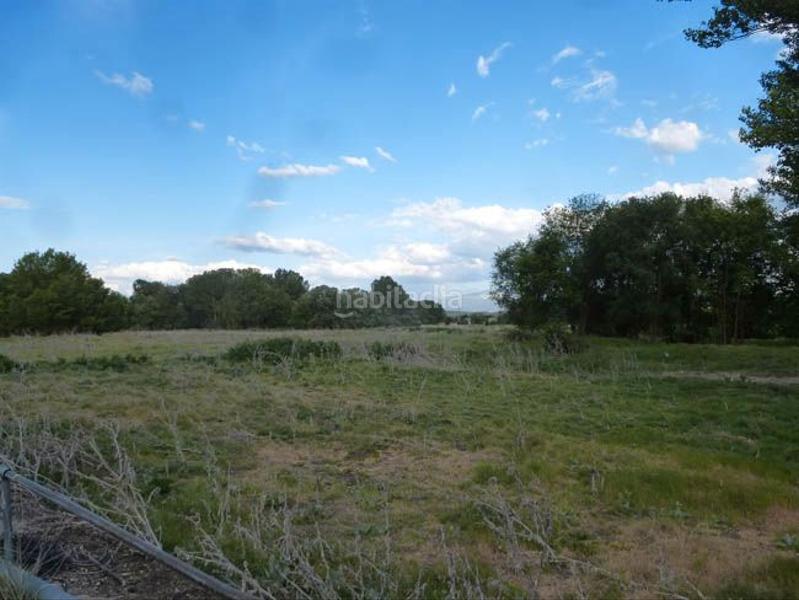 Foto f9d61304-ce5c-49cf-ba8e-df42c6e9b1bb. Fondo rustico in San Lorenzo - San Marcos Segovia