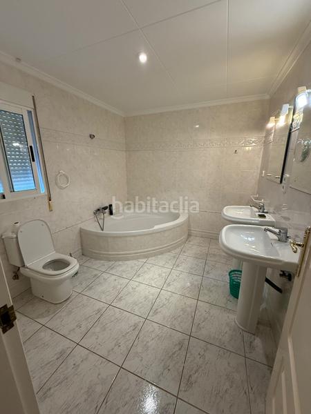 Foto 345b5236-9410-4e80-9ead-ddad5d4bab9f. Chalet with fireplace heating parking pool in Costa Norte Vinaròs