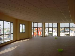 Alquiler Oficina en Sector Sur. Oficina exterior instalada
