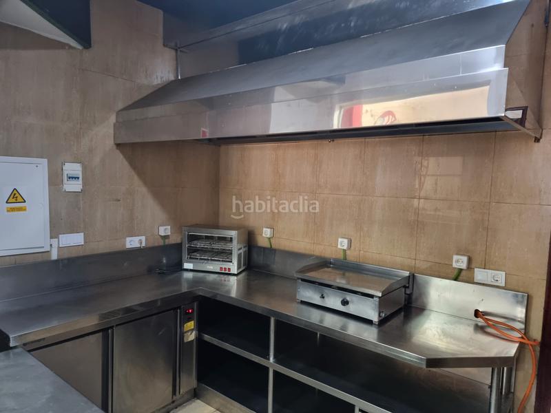 Foto 270aead8-5fb3-4787-8a4e-d55cb670cb63. Local comercial en calle periodista antonio rodríguez mesa 17 se vende local listo para uso en Córdoba