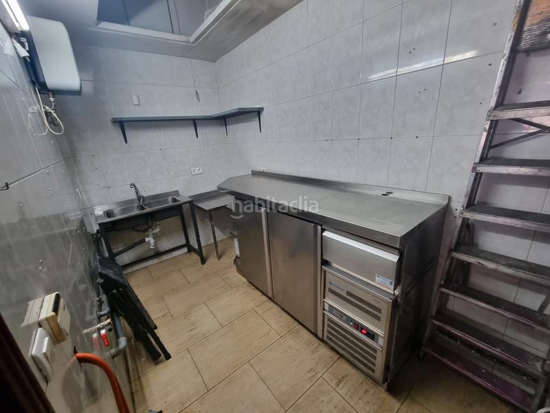 Foto 312d2fe5-f0aa-4096-8ba1-ea5e9ef5445b. Local comercial en calle periodista antonio rodríguez mesa 17 se vende local listo para uso en Córdoba