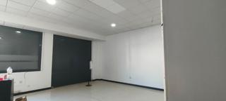 Lloguer Nau industrial a Alcolea. Nave en dos plantas con azotea