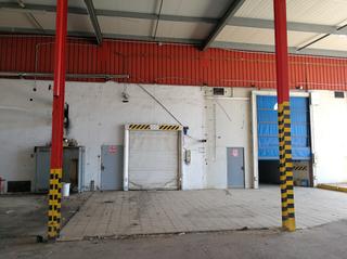Bâtiment à usage industriel à Alcolea. Nave para reformar