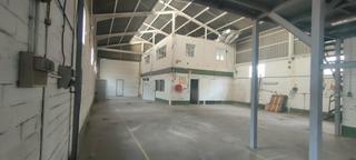 Location Bâtiment à usage industriel à Alcolea. Nave instalada en parcela aislada