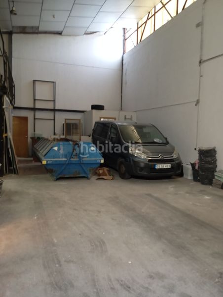 Foto b221d0b0-f8fc-4ea5-a334-a9cad1078b0b. Capannone industriale in Sector Sur Córdoba