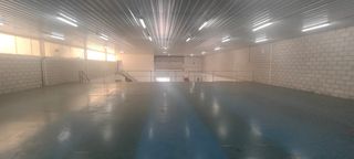 Miete Fabrikhalle in Alcolea. Nave bien situada